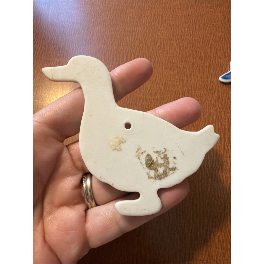 Vintage Set Of 2 Russ Berrie Porcelain Country Blue White Ornament Floral Ducks - Picture 5 of 6
